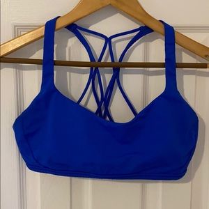 Lululemon Free to Be Bra
